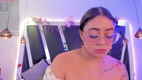 A N T O N E L L E  online show from 04.29.26