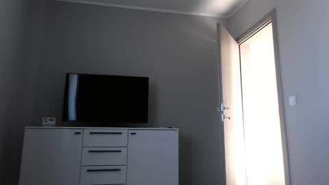 Antonia online show from 01.15.25