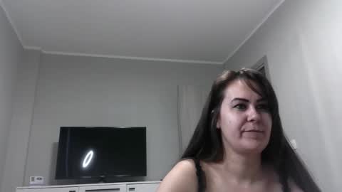 Antonia online show from 02.04.25