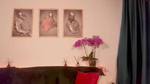 Antonia online show from 06.25.26