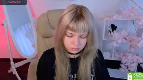 Snapshot of antonia_ferrero chatting on 09.15.25 antonia_ferrero online show from 09.15.25