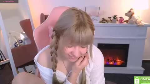 Snapshot of antonia_ferrero chatting on 10.09.25 antonia_ferrero online show from 10.09.25