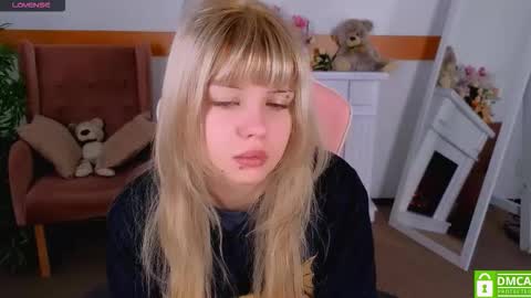 Snapshot of antonia_ferrero chatting on 10.26.25 antonia_ferrero online show from 10.26.25