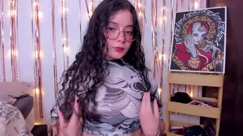 Antonia online show from 01.09.25