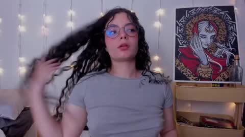 Antonia online show from 02.11.25