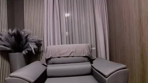 HI My name is Antonio online show from 04.22.26
