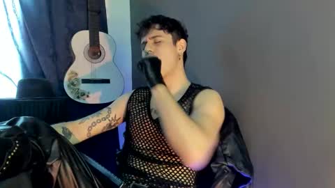 antonnello_ online show from 12.04.25