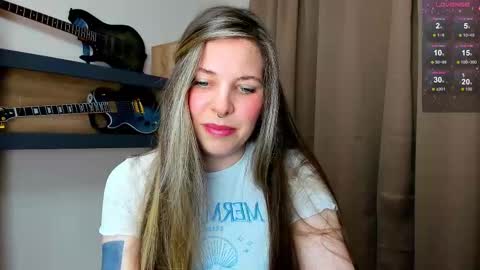 Anya online show from 09.28.25