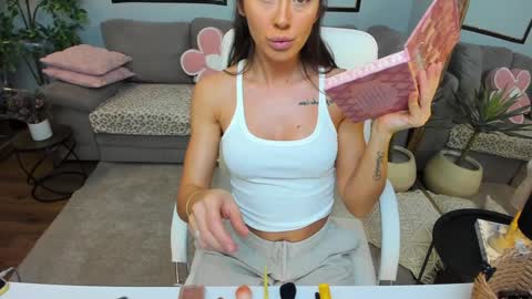 Anya online show from 03.13.26