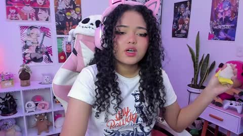 Any online show from 01.11.25