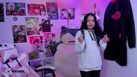 Any online show from 09.12.25