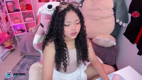 Any online show from 11.19.25