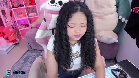 Any online show from 11.22.25