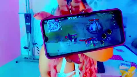 Snapshot of anyell_fox_xxx chatting on 12.19.24 anyell online show from 12.19.24