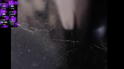 Snapshot of anyholl chatting on 10.12.25 any simsom online show from 10.12.25