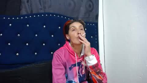 anyu online show from 01.05.25