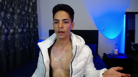 Snapshot of aodaboyy chatting on 01.02.25 aodaboy online show from 01.02.25
