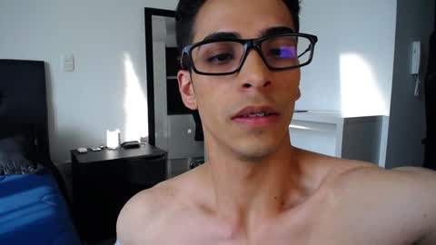 Snapshot of aodaboyy chatting on 01.14.25 aodaboy online show from 01.14.25