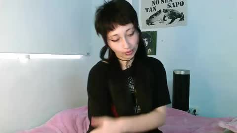 Snapshot of aoi_dandelion chatting on 01.06.25 aoi_dandelion online show from 01.06.25