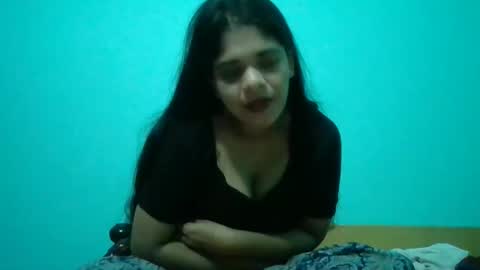 Snapshot of apa142817 chatting on 02.28.26 Aparalux online show from 02.28.26