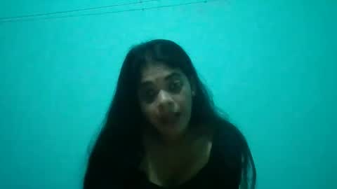 Snapshot of apa142817 chatting on 03.30.26 Aparalux online show from 03.30.26