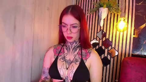 Snapshot of aphrodite__bloom chatting on 05.21.26 aphrodite__bloom online show from 05.21.26
