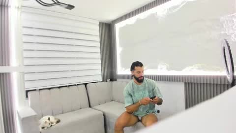 APOLO online show from 03.04.25