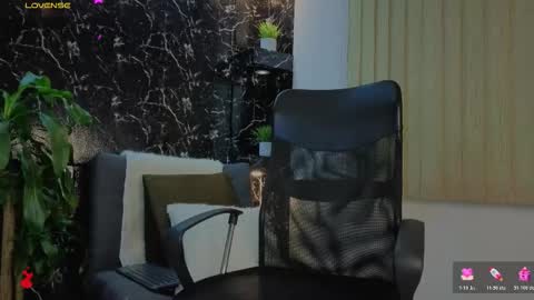 Apolo Lux  online show from 01.18.26