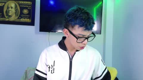 Snapshot of apolo_prince1 chatting on 05.27.26 Apolo online show from 05.27.26
