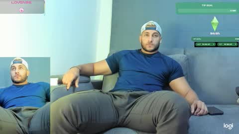 Snapshot of apolo_strange chatting on 10.06.25 apolo_strange online show from 10.06.25