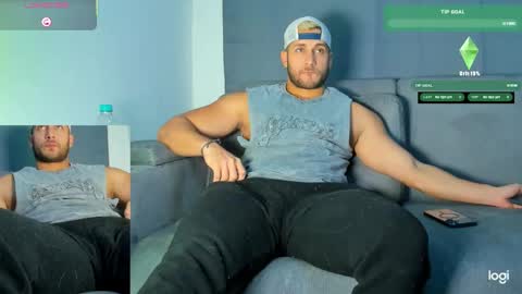 Snapshot of apolo_strange chatting on 10.16.25 apolo_strange online show from 10.16.25