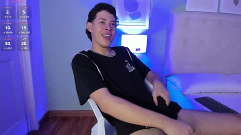 Apolo twink online show from 02.04.26