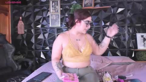 apprilfoxx online show from 02.17.26