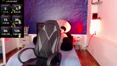  April  online show from 12.04.24