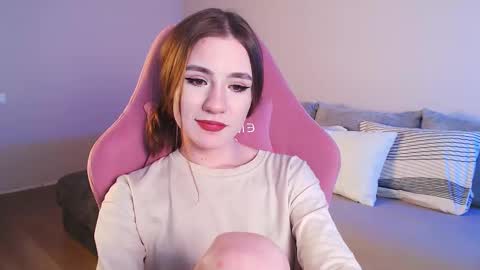 Snapshot of april_felicity chatting on 02.20.25 April online show from 02.20.25