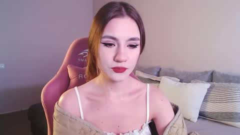 Snapshot of april_felicity chatting on 02.21.25 April online show from 02.21.25