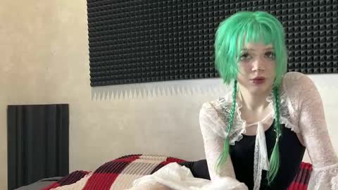 Snapshot of aprilcutie chatting on 03.31.26 april online show from 03.31.26