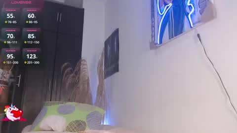          online show from 09.22.25