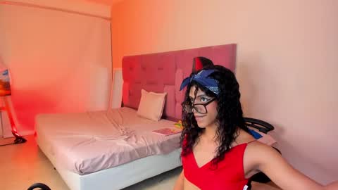 aprill_fox online show from 01.28.25