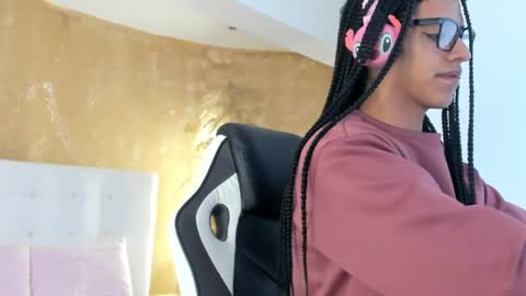 aprill_fox online show from 02.27.25