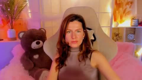 aprill_o_nill online show from 12.03.24