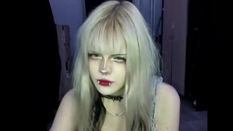 Alice D online show from 04.22.26