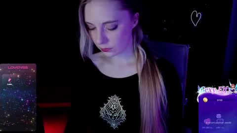 Snapshot of aqualen chatting on 03.12.25 aqualen online show from 03.12.25