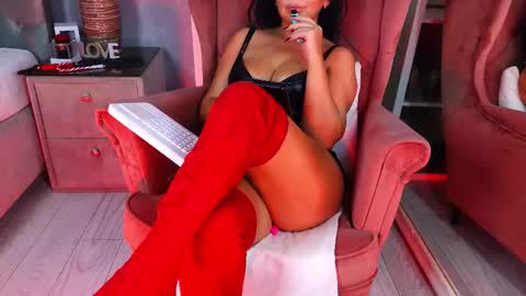 AQueenMonica online show from 11.13.25