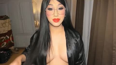 Snapshot of aqueenofcumxx chatting on 03.14.26 Alicia online show from 03.14.26