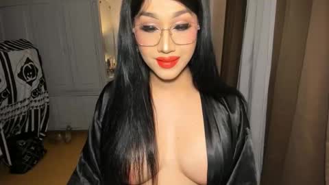 Snapshot of aqueenofcumxx chatting on 03.21.26 Alicia online show from 03.21.26