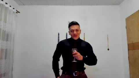 Snapshot of aquiles_51 chatting on 01.04.25 Jonathan online show from 01.04.25