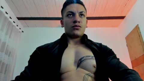 Snapshot of aquiles_51 chatting on 01.29.25 Jonathan online show from 01.29.25