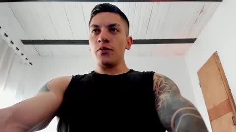 Snapshot of aquiles_51 chatting on 03.03.25 Jonathan online show from 03.03.25