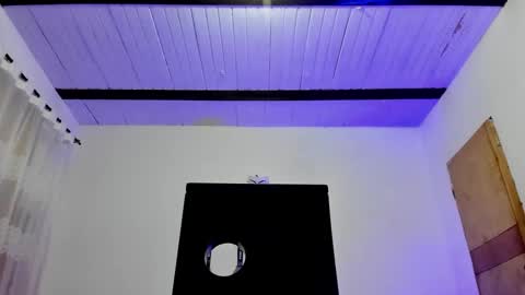 Snapshot of aquiles_51 chatting on 03.07.25 Jonathan online show from 03.07.25